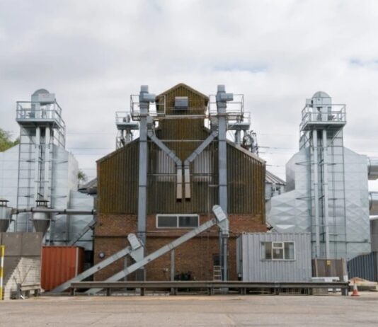 Зерносушарка на біопаливі це інноваційний підхід до збереження зерна та захисту довкілля