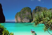 Гаряча путівка з вигодою і без стресу: до яких країн можна поїхати зі знижкою