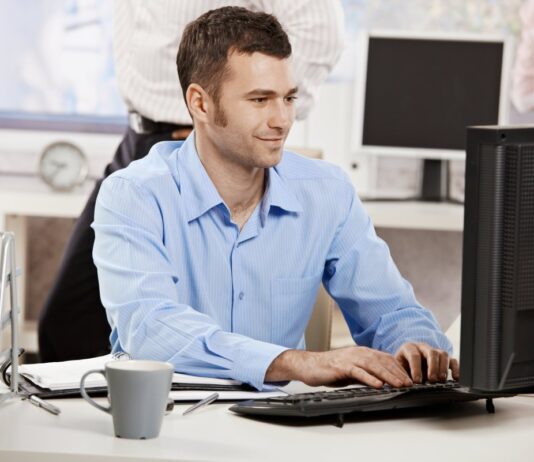 Геймінг у віртуальному казино Slotor777: вибір між грою на гроші або в демоверсії